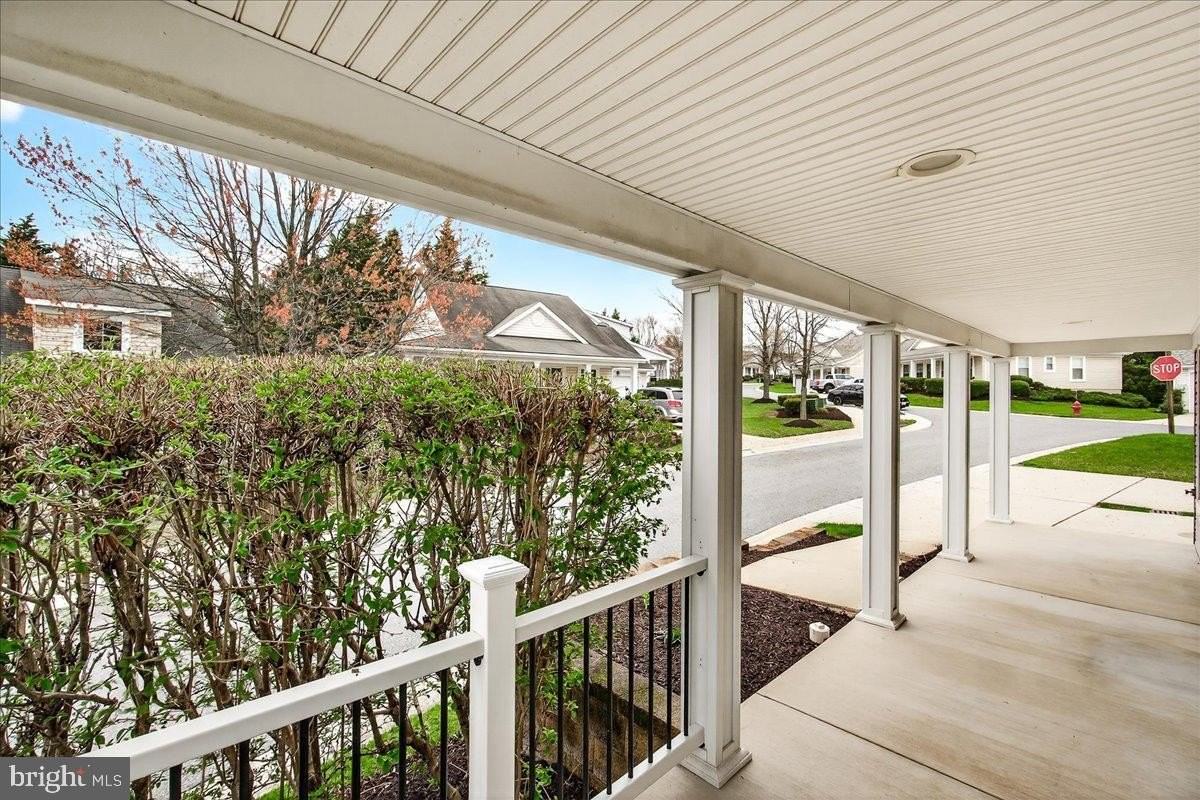 1110 Jousting Way - Photo 7 of 31