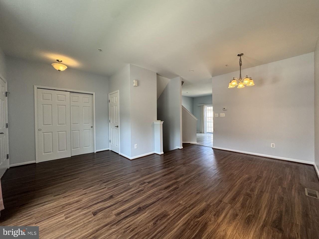 636 Tantallon Ct #140 - Photo 3 of 19
