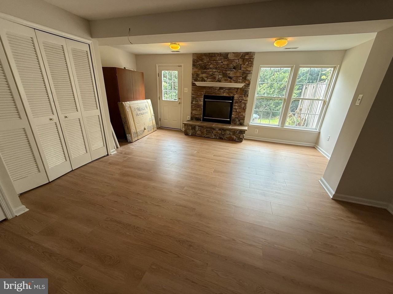 7123 Maiden Point Pl - Photo 2 of 23