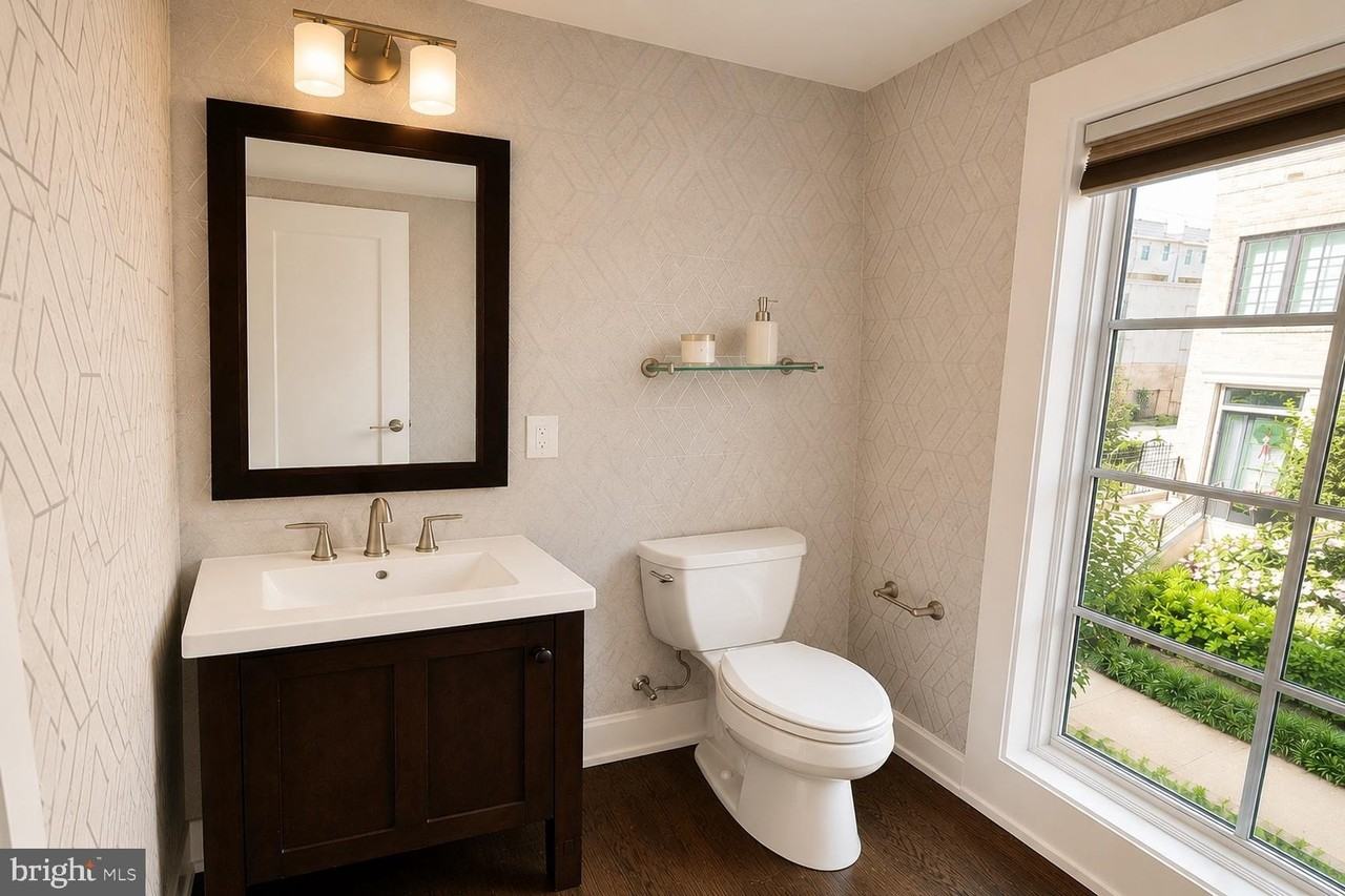 3723 Chevy Chase Lake Dr - Photo 5 of 14
