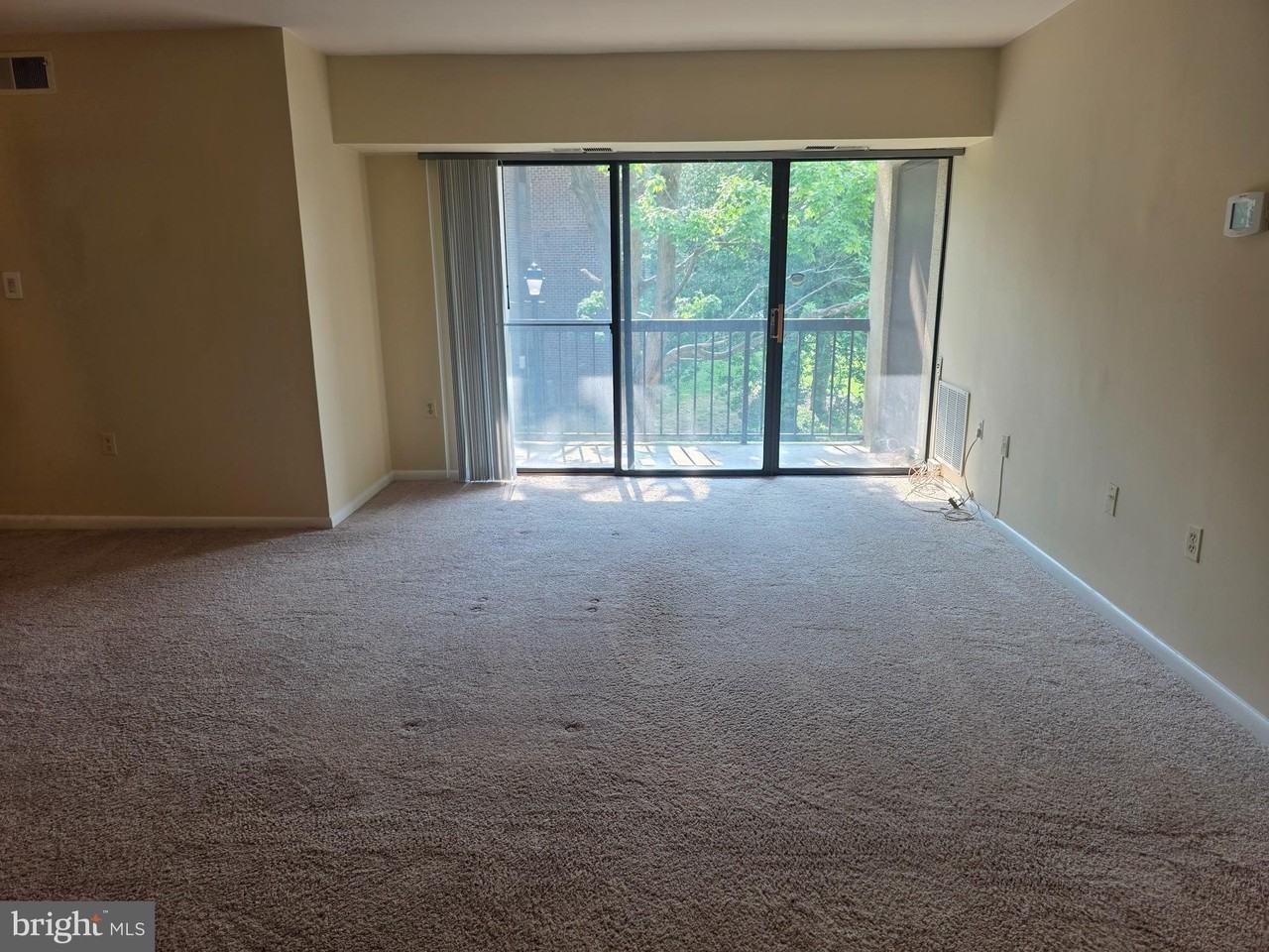 15609 Dorset Rd #201 - Photo 6 of 15