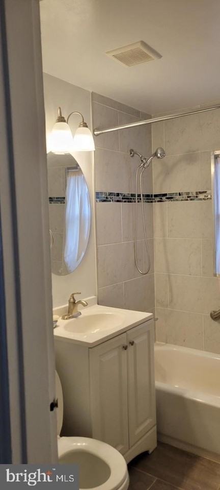 5018 N Englewood Dr - Photo 6 of 11