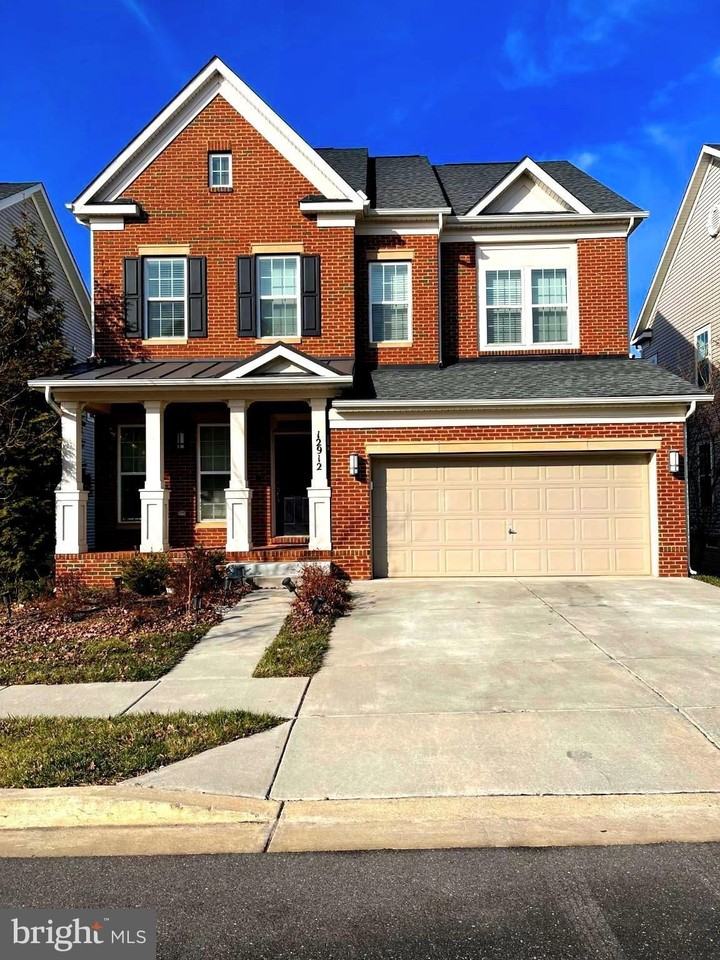 12912 Brickyard Blvd - Photo 2 of 13