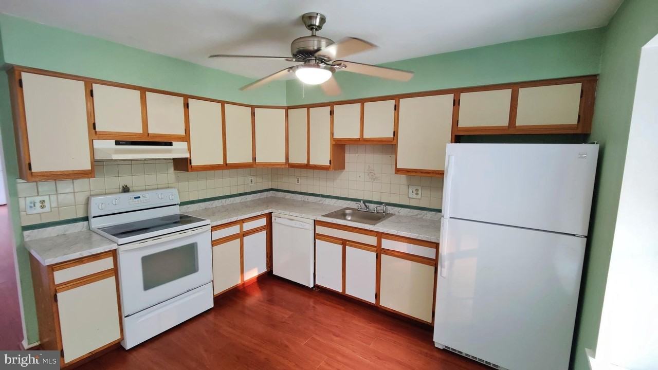 166 Winstead Dr - Photo 6 of 16