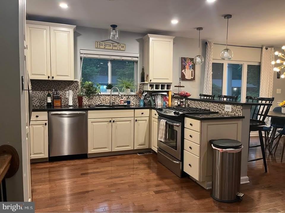 32 Delwood Rd - Photo 4 of 14