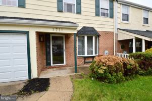 featured image of 1711 Brentwood Pl
