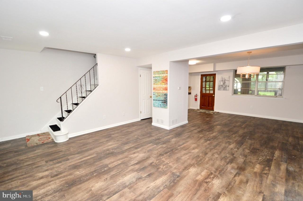 1711 Brentwood Pl - Photo 2 of 17