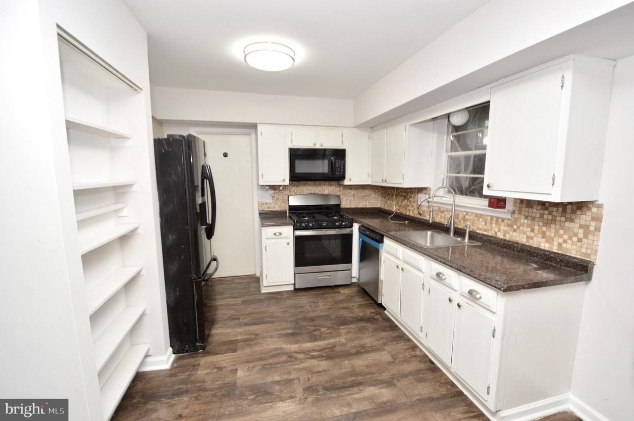 1711 Brentwood Pl - Photo 5 of 17