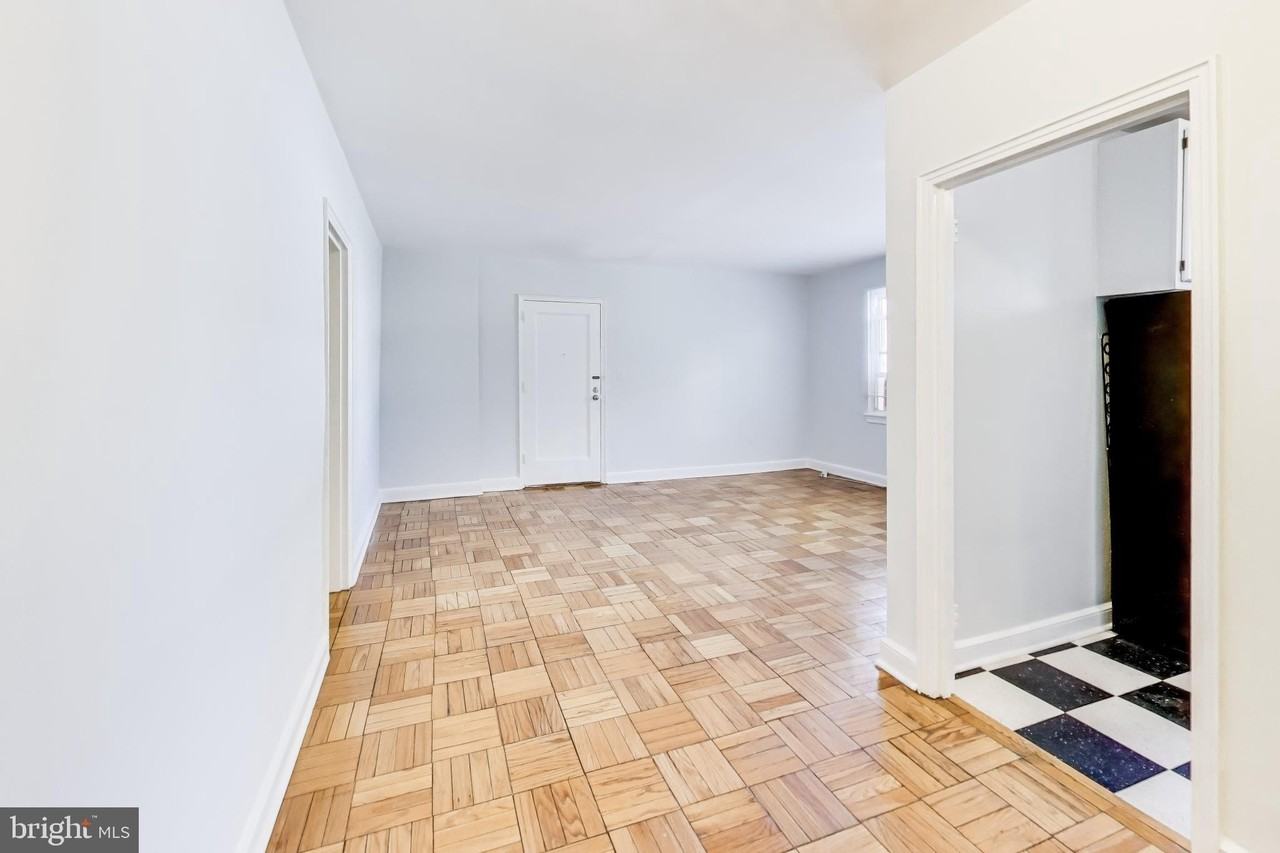 1724 N Quinn St #105 - Photo 5 of 27