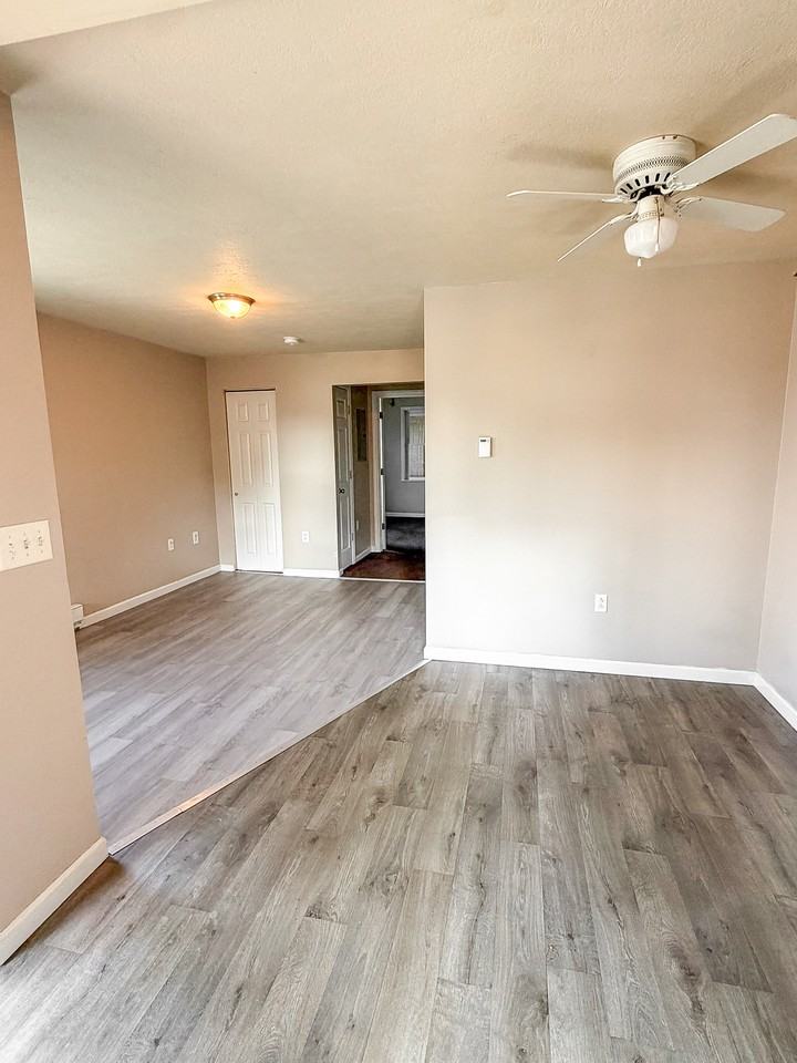 319 N Broadway St #319A - Photo 2 of 9