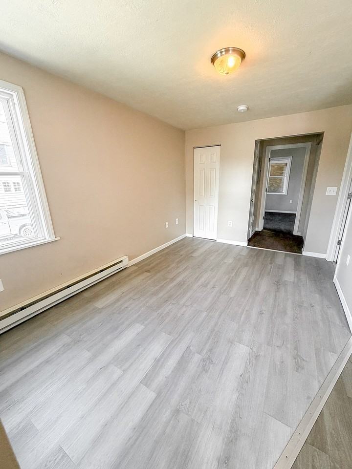 319 N Broadway St #319A - Photo 3 of 9