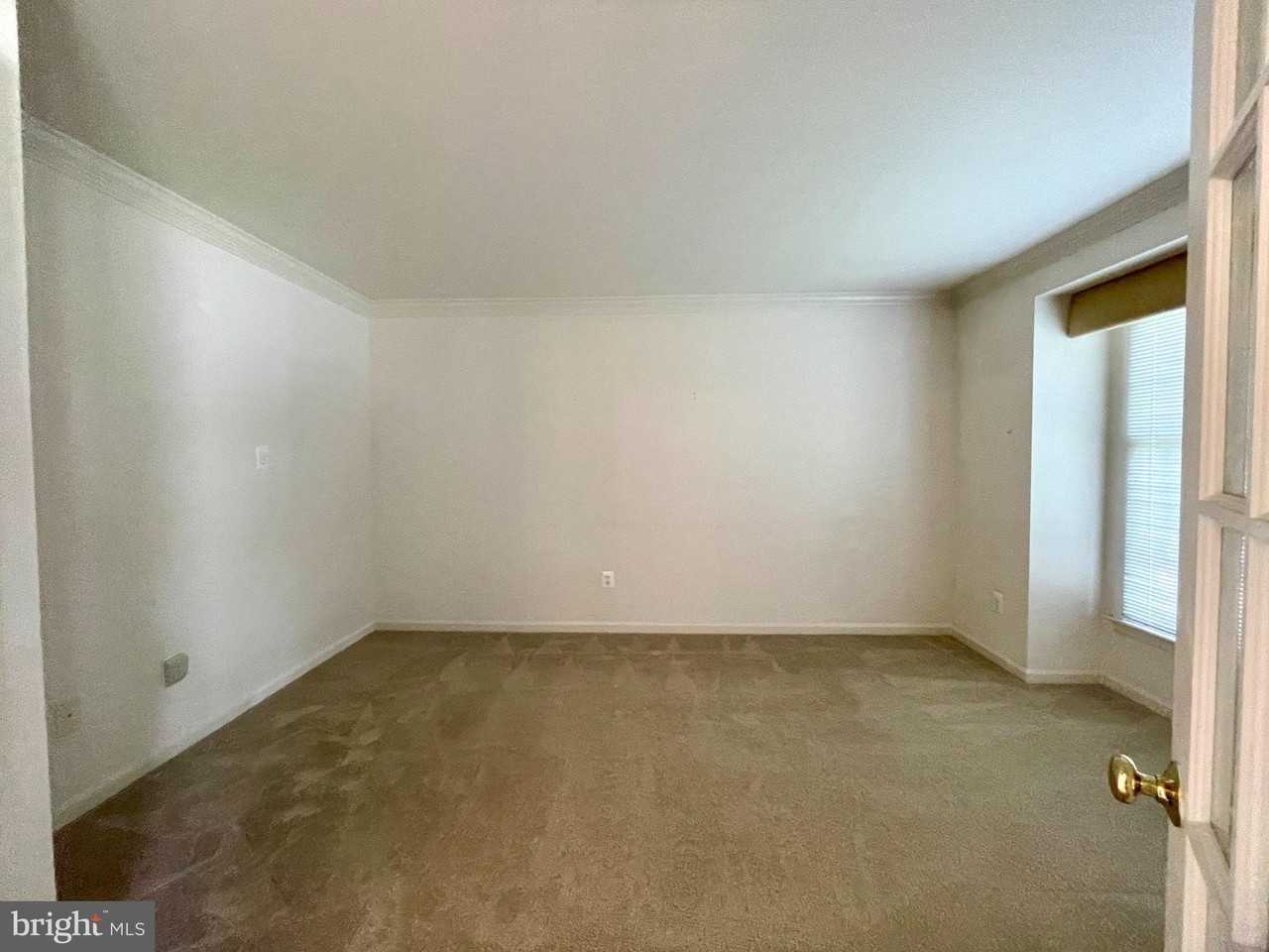41 Menlough Dr - Photo 4 of 24