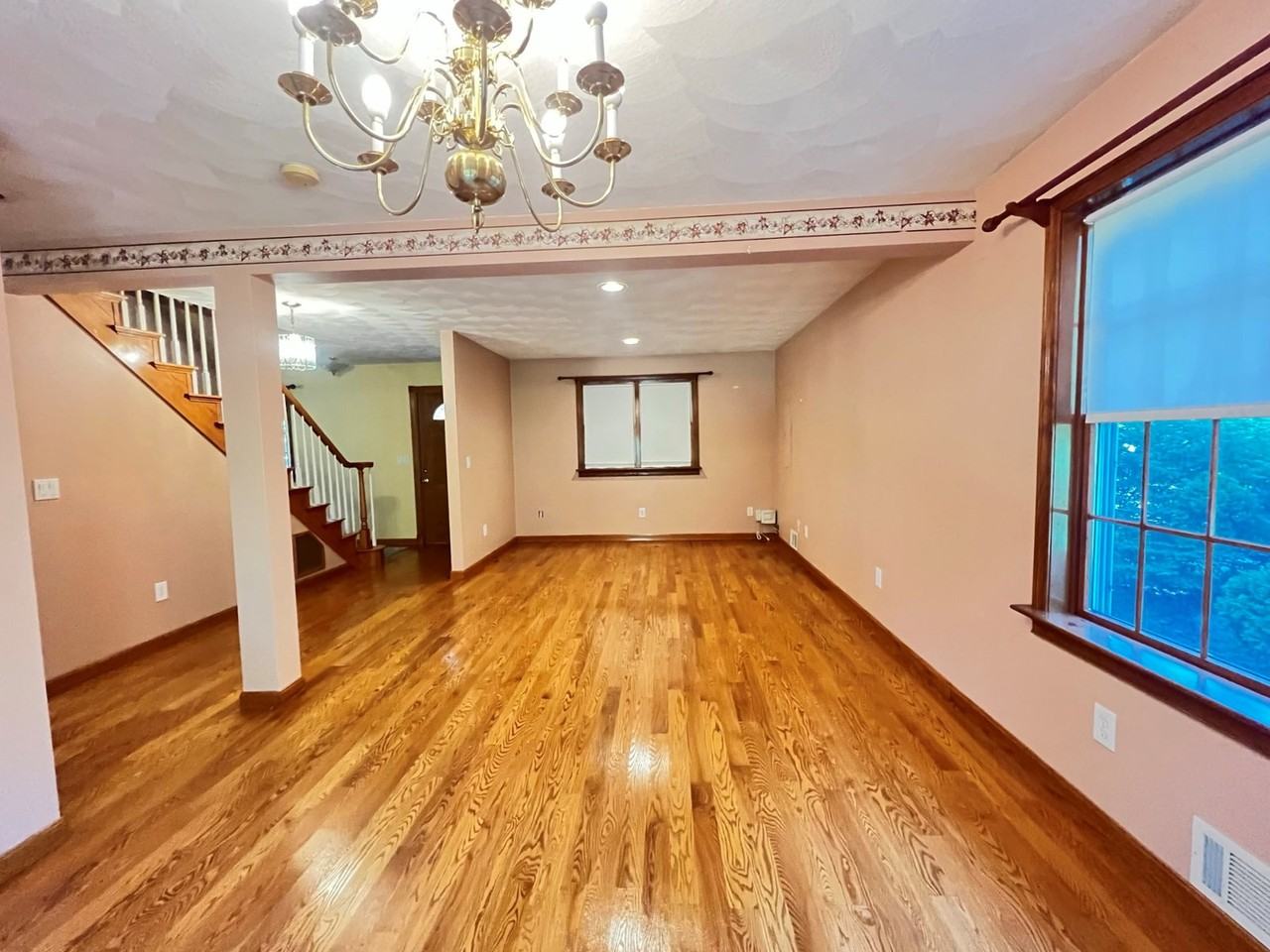 5 Kinney Ave - Photo 4 of 8