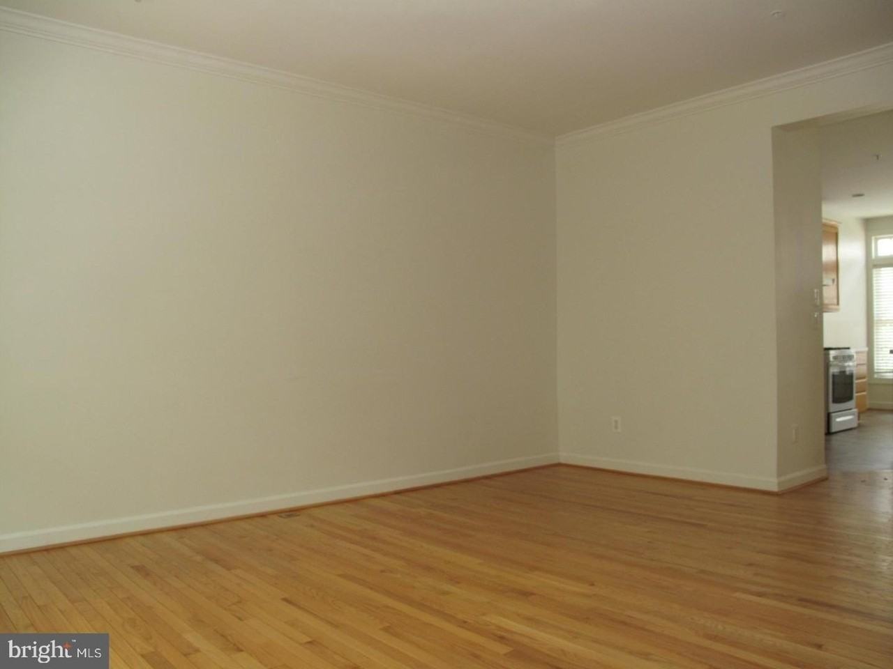 8176 Skelton Cir - Photo 3 of 20
