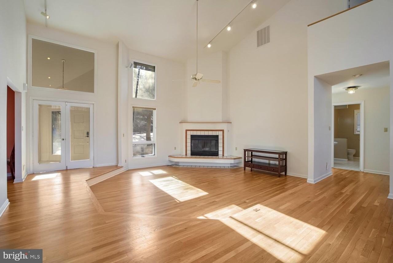 11290 Spyglass Cove Ln - Photo 3 of 26