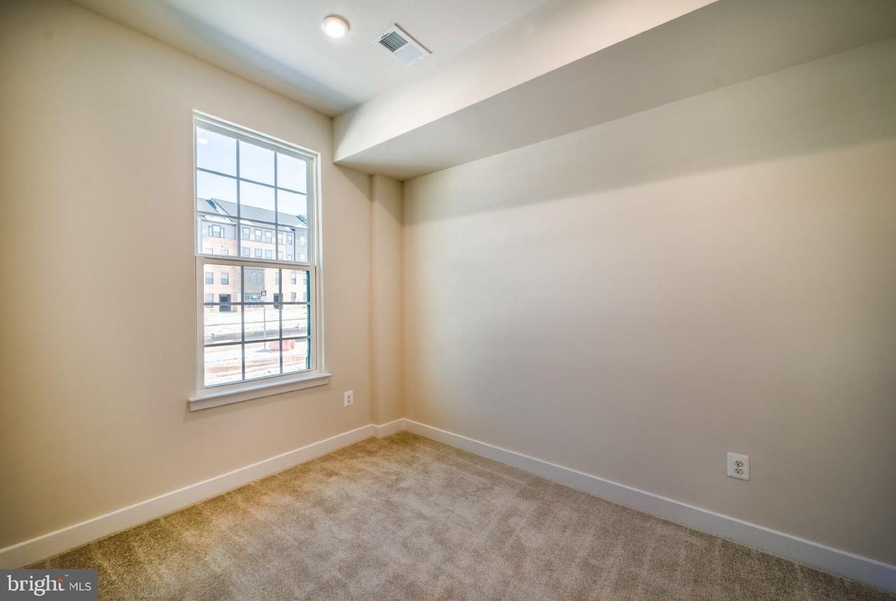 14064 Sunrise Valley Dr - Photo 5 of 29
