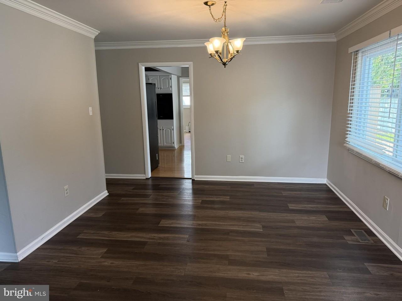 13133 Morning Spring Ln - Photo 3 of 18
