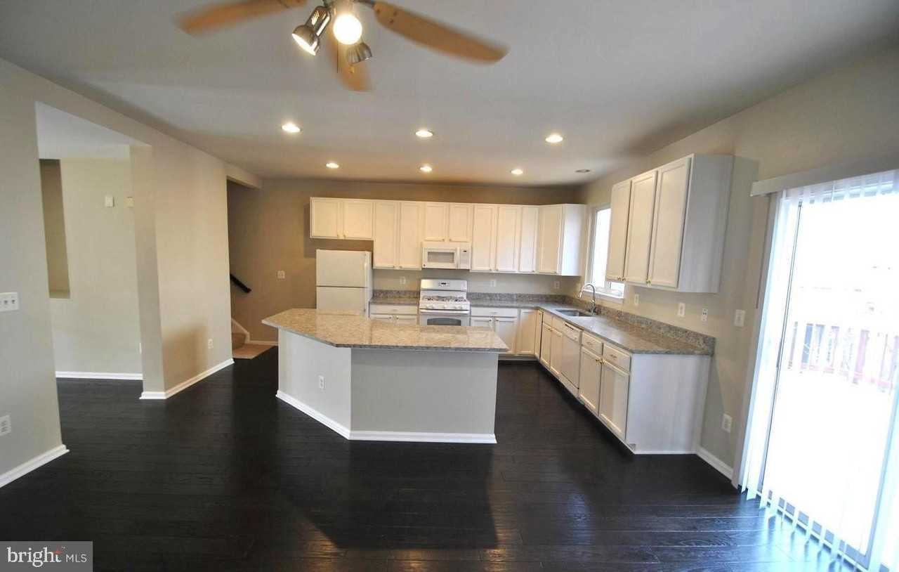 4119 Brookgreen Dr - Photo 5 of 15