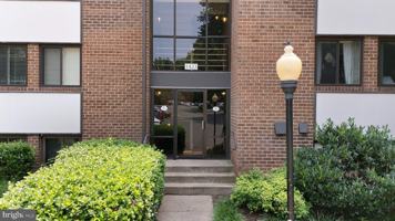 featured image of 1423 Northgate Sq