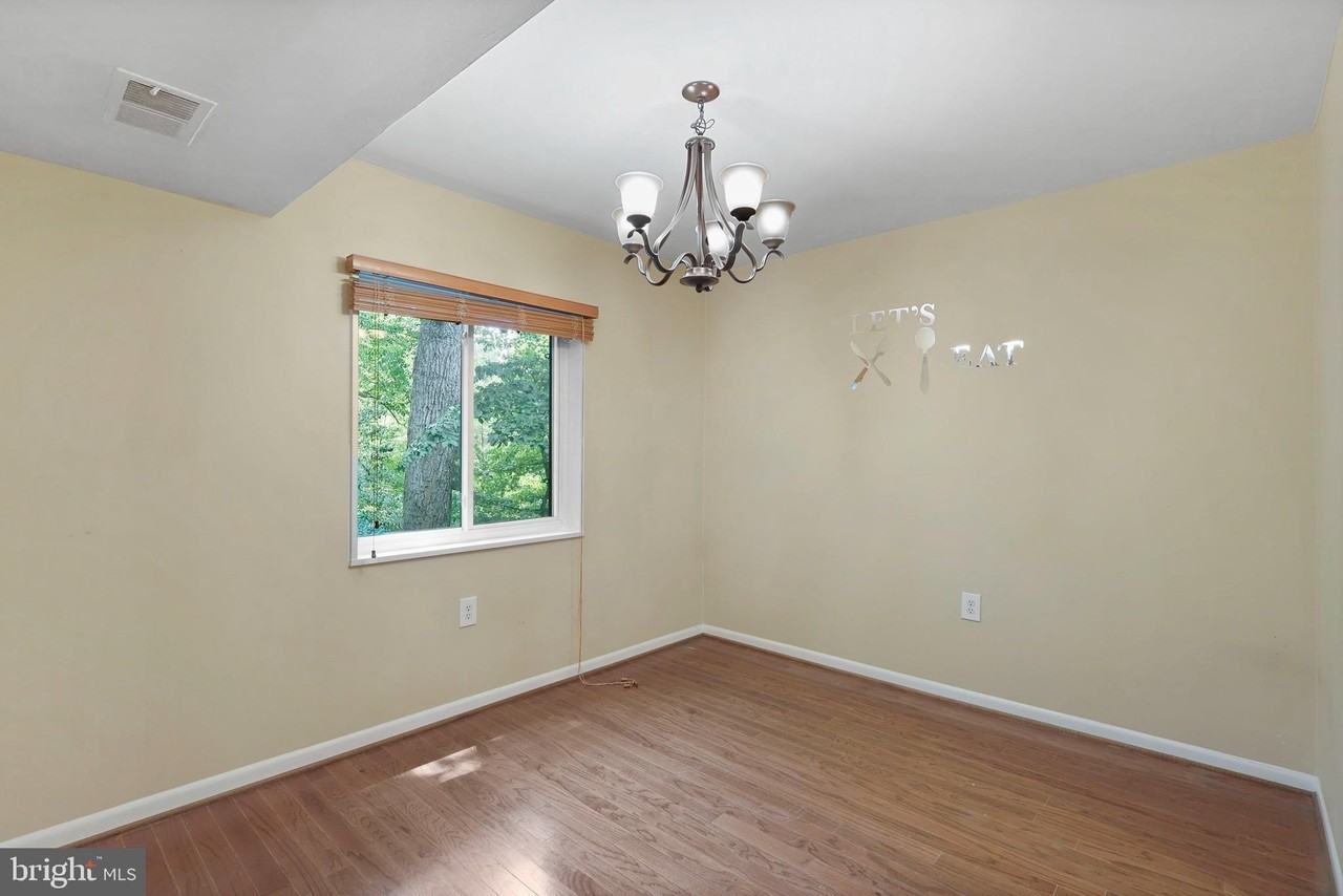 1423 Northgate Sq #23-21C - Photo 6 of 18