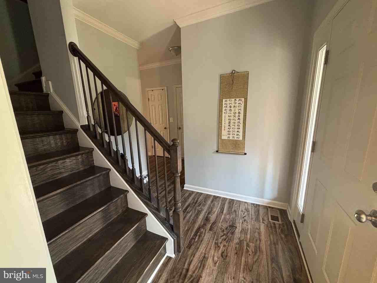 16209 Round Hill Rd - Photo 7 of 47