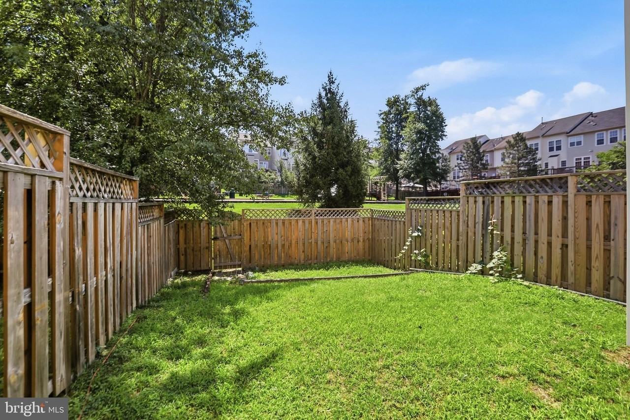 24652 Siltstone Sq - Photo 2 of 26