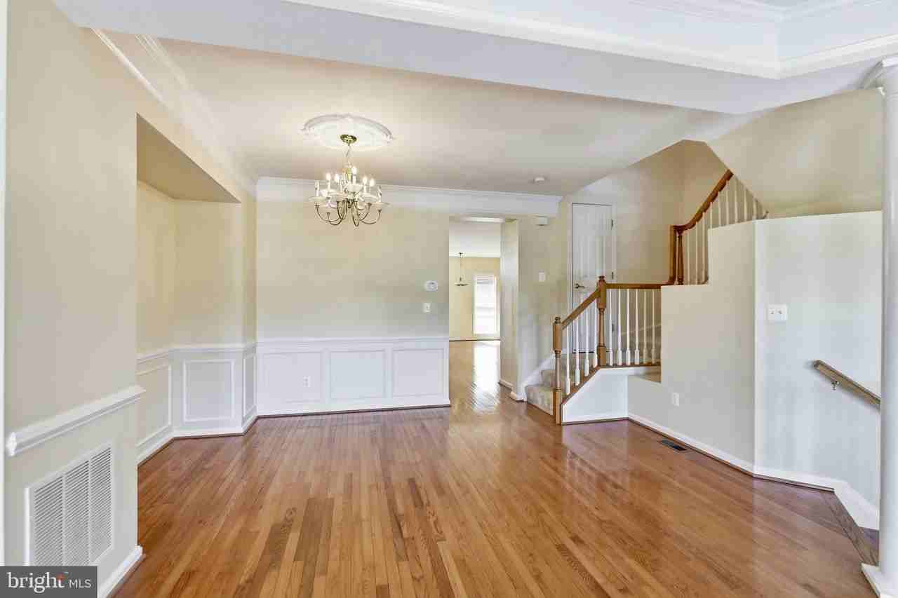 24652 Siltstone Sq - Photo 4 of 26