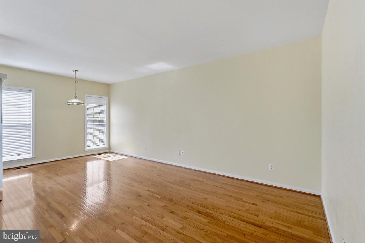 24652 Siltstone Sq - Photo 6 of 26