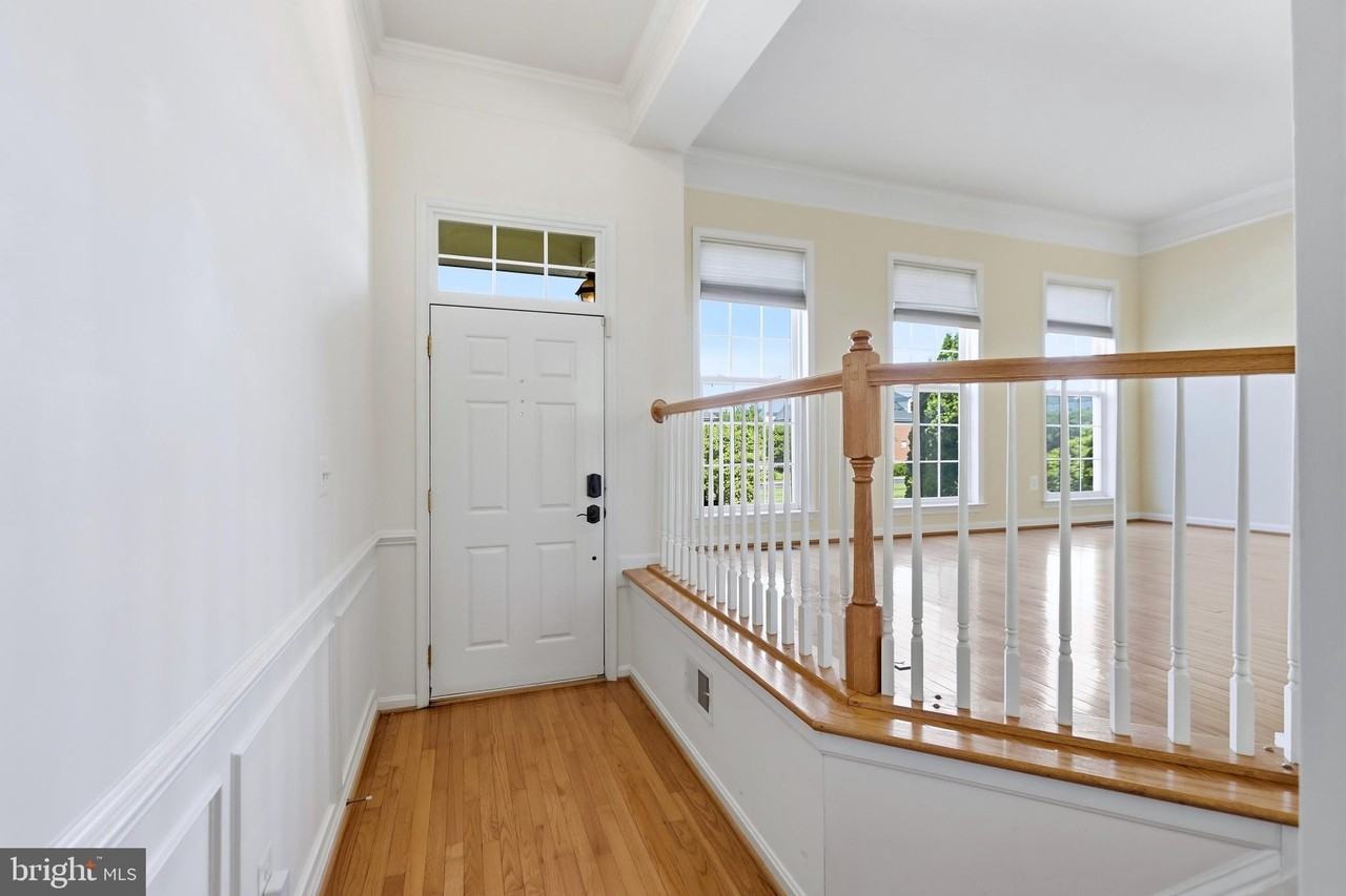 24652 Siltstone Sq - Photo 7 of 26