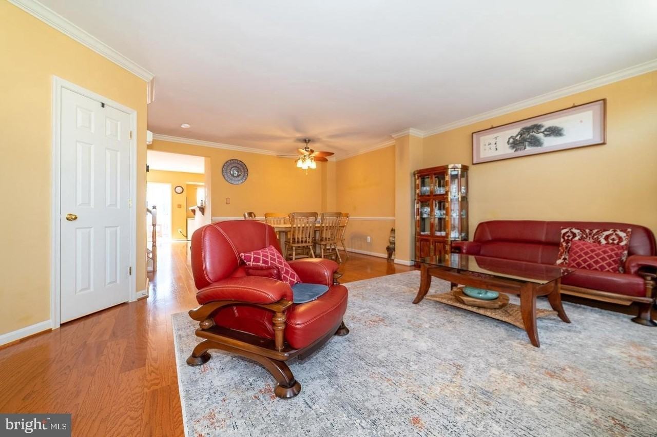 14371 Verde Pl - Photo 4 of 32