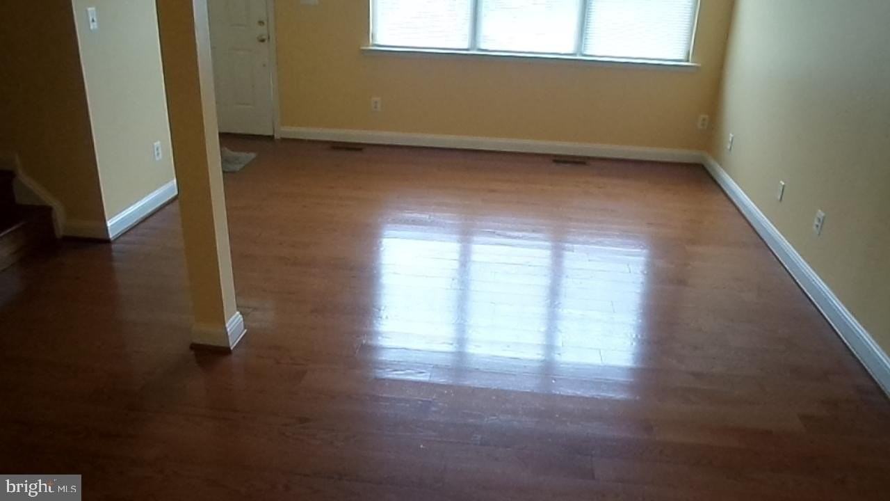 2554 Miranda Ct - Photo 5 of 36