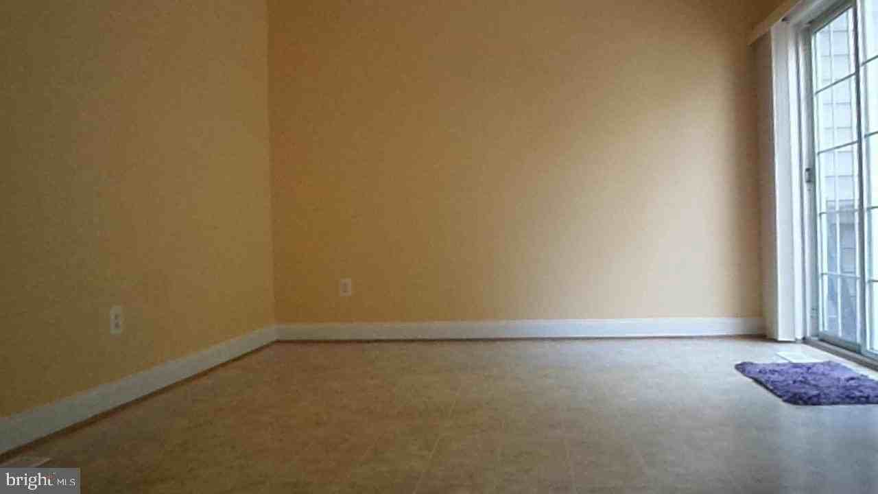 2554 Miranda Ct - Photo 7 of 36