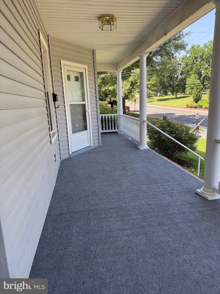 423A S Main St #A - Photo 7 of 25