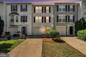featured image of 4524 Papillion Ct