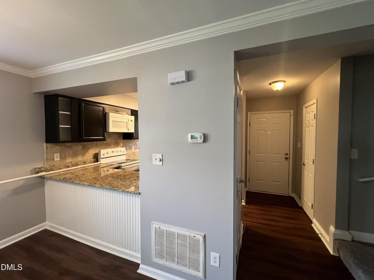 4460 Roller Ct - Photo 2 of 24