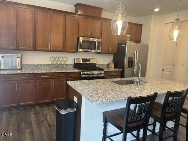 406 Auburndale Ct - Photo 3 of 13