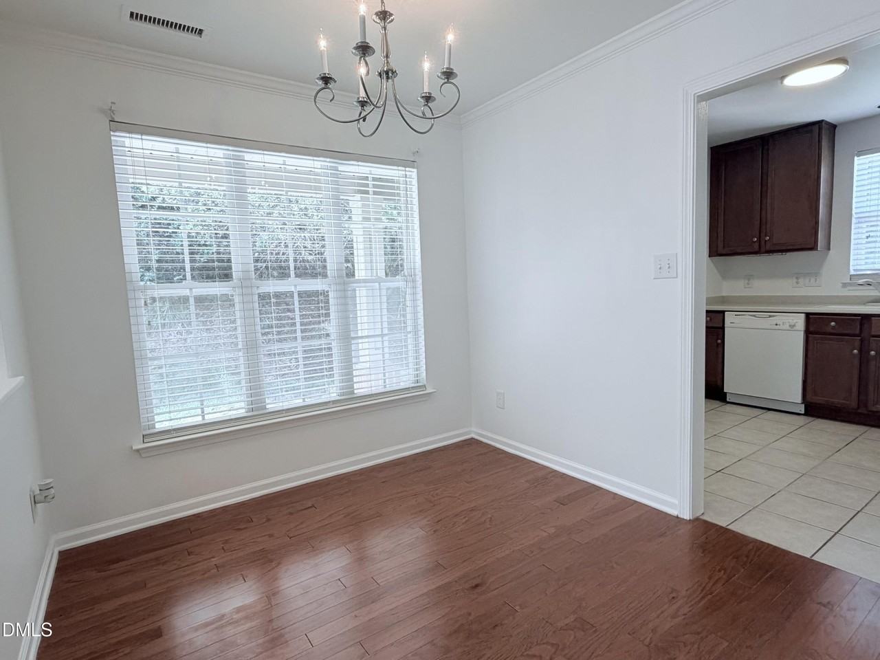 9915 Wasser Ct - Photo 3 of 13