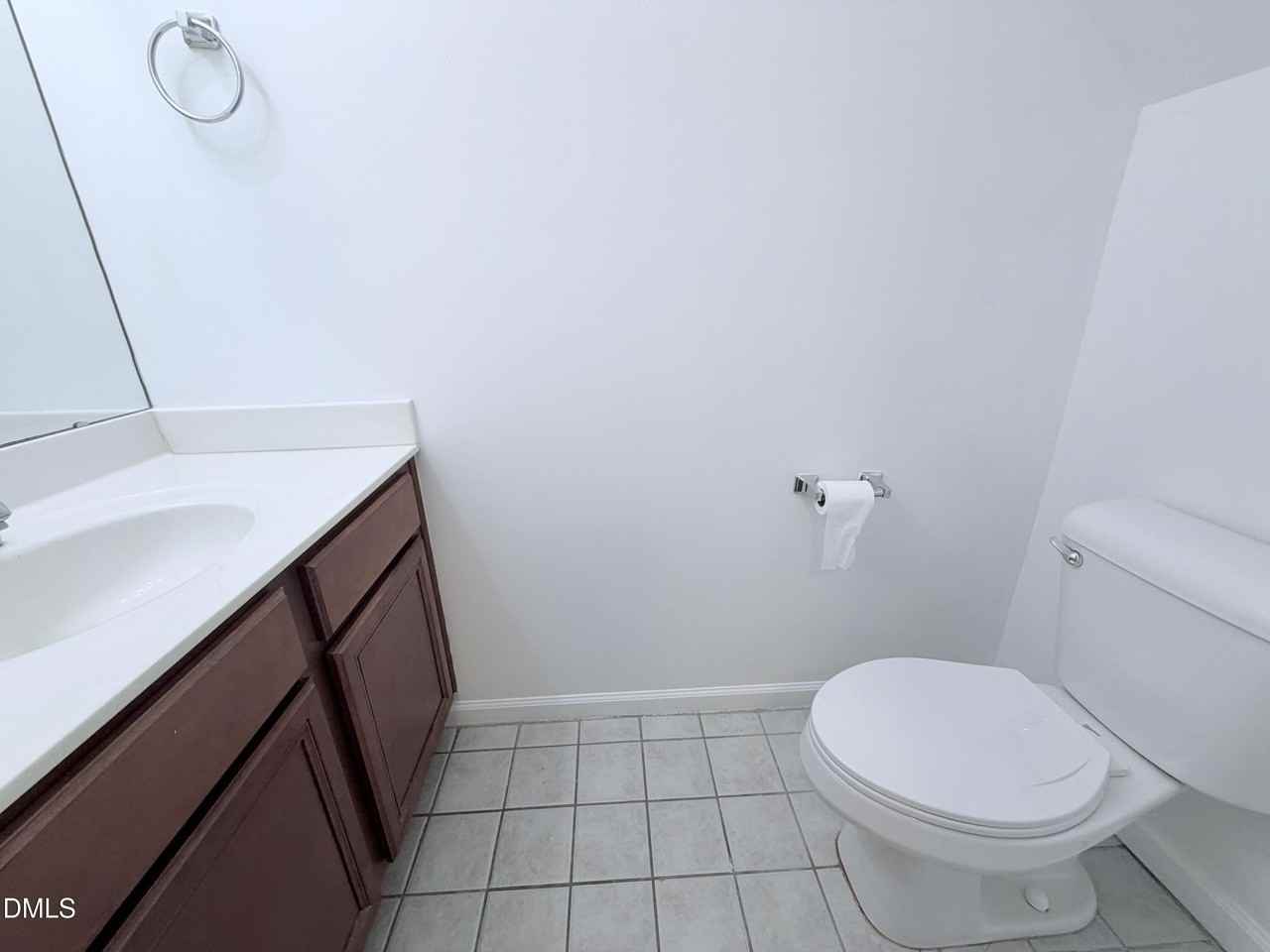 9915 Wasser Ct - Photo 5 of 13