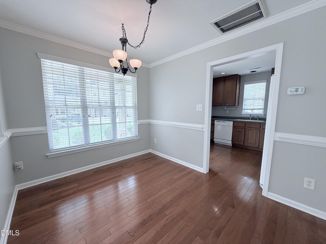 9812 Grettle Ct - Photo 3 of 13