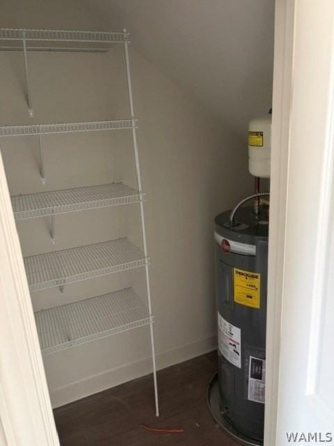 321 Hargrove Rd - Photo 3 of 15