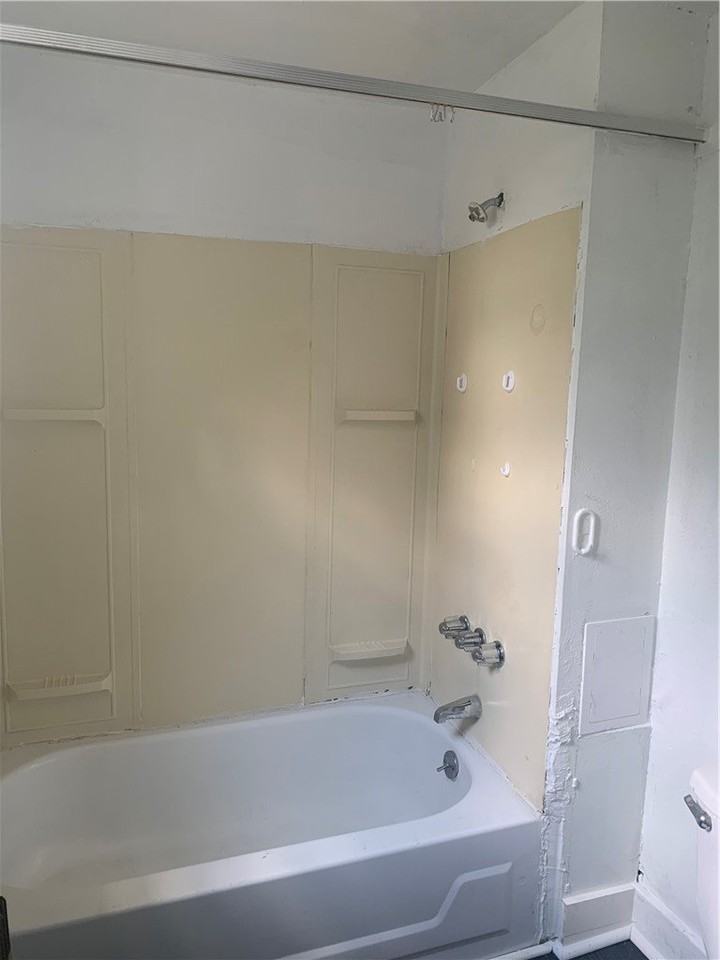 310 Knox Ave - Photo 7 of 17