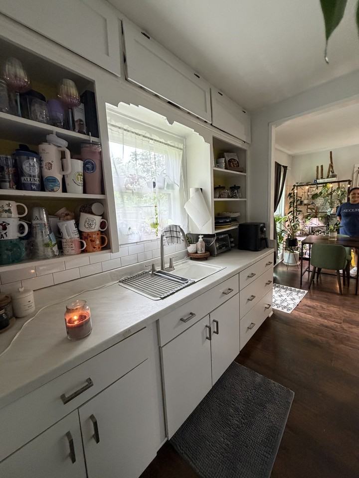 801 E 23rd St #1 - Photo 6 of 27