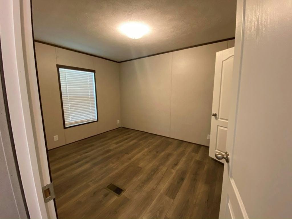 400 Carson Rd N #20 - Photo 5 of 12