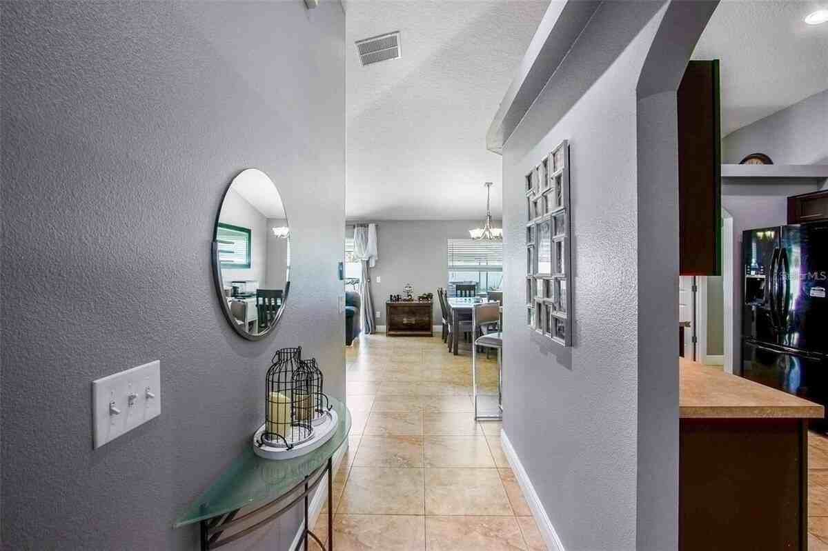 3111 Turnberry Blvd - Photo 6 of 30