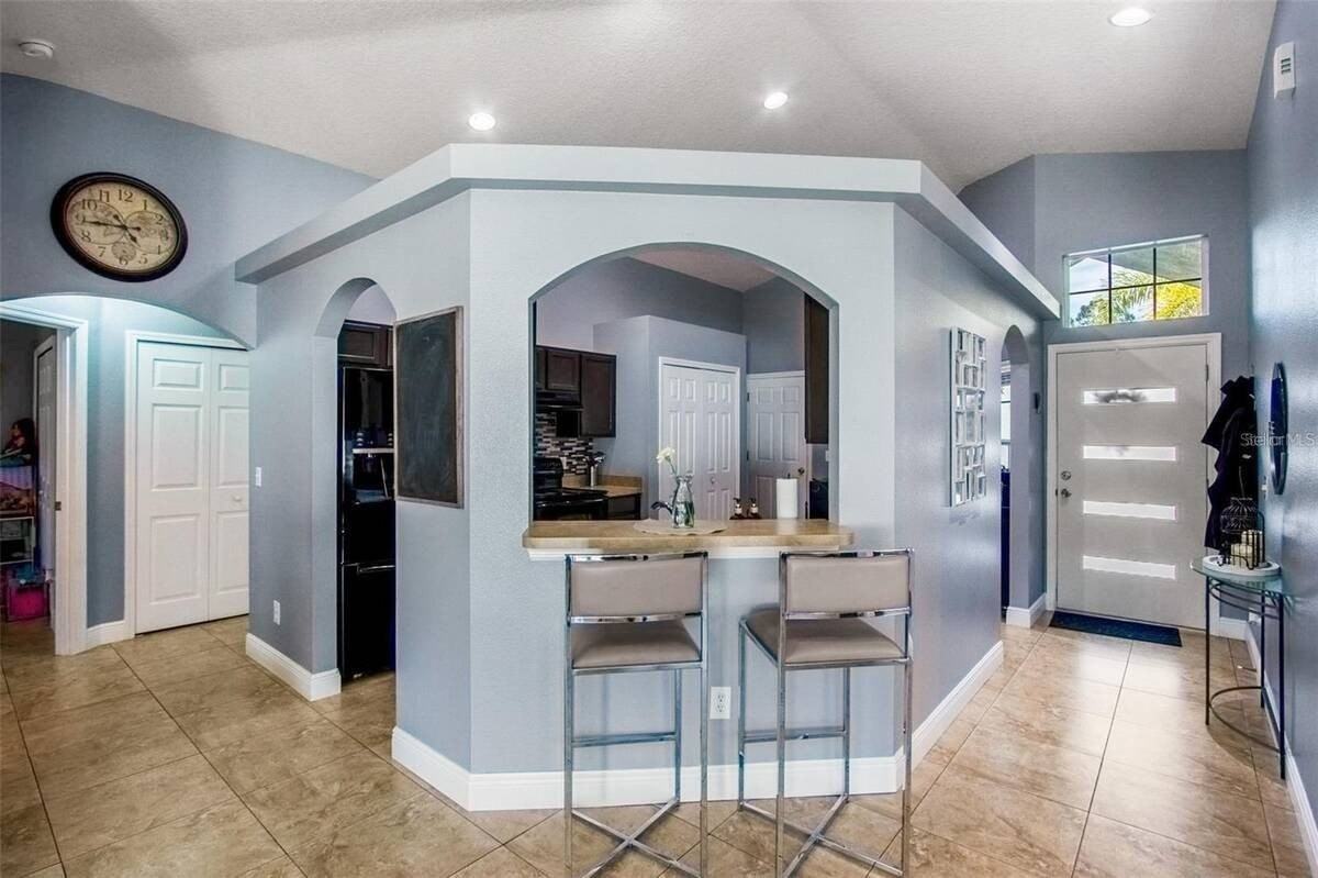3111 Turnberry Blvd - Photo 7 of 30