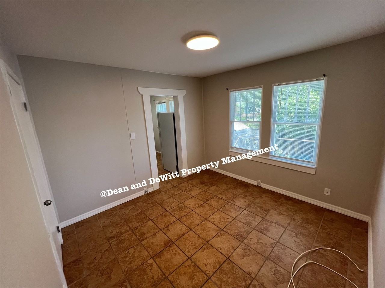 1009 Turner St #3 - Photo 6 of 16