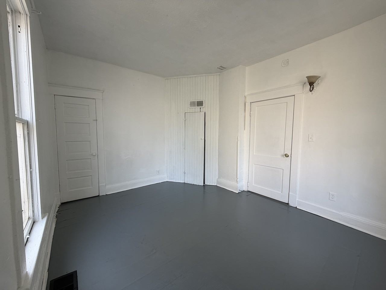 748 Monroe St #1 - Photo 5 of 19