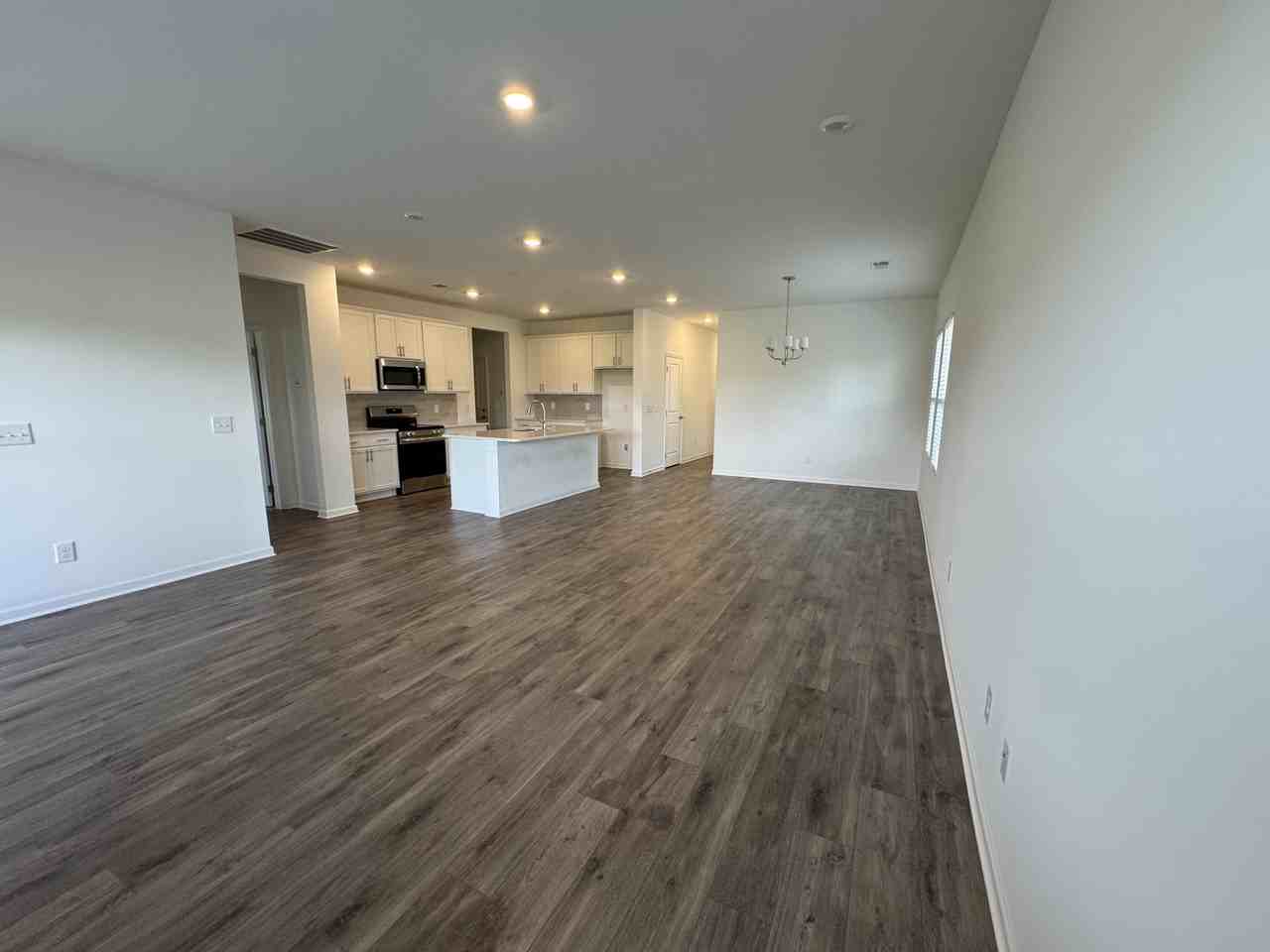 213 Charlie Pl #1 - Photo 4 of 17