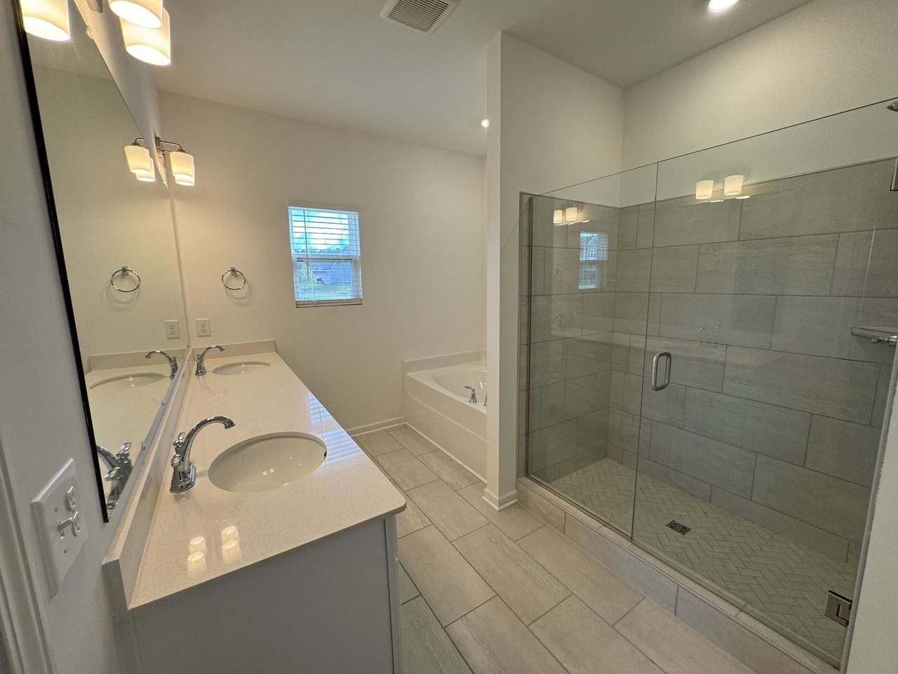 213 Charlie Pl #1 - Photo 6 of 17
