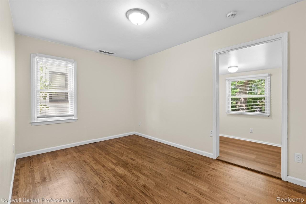 3203 Goodrich St - Photo 5 of 19